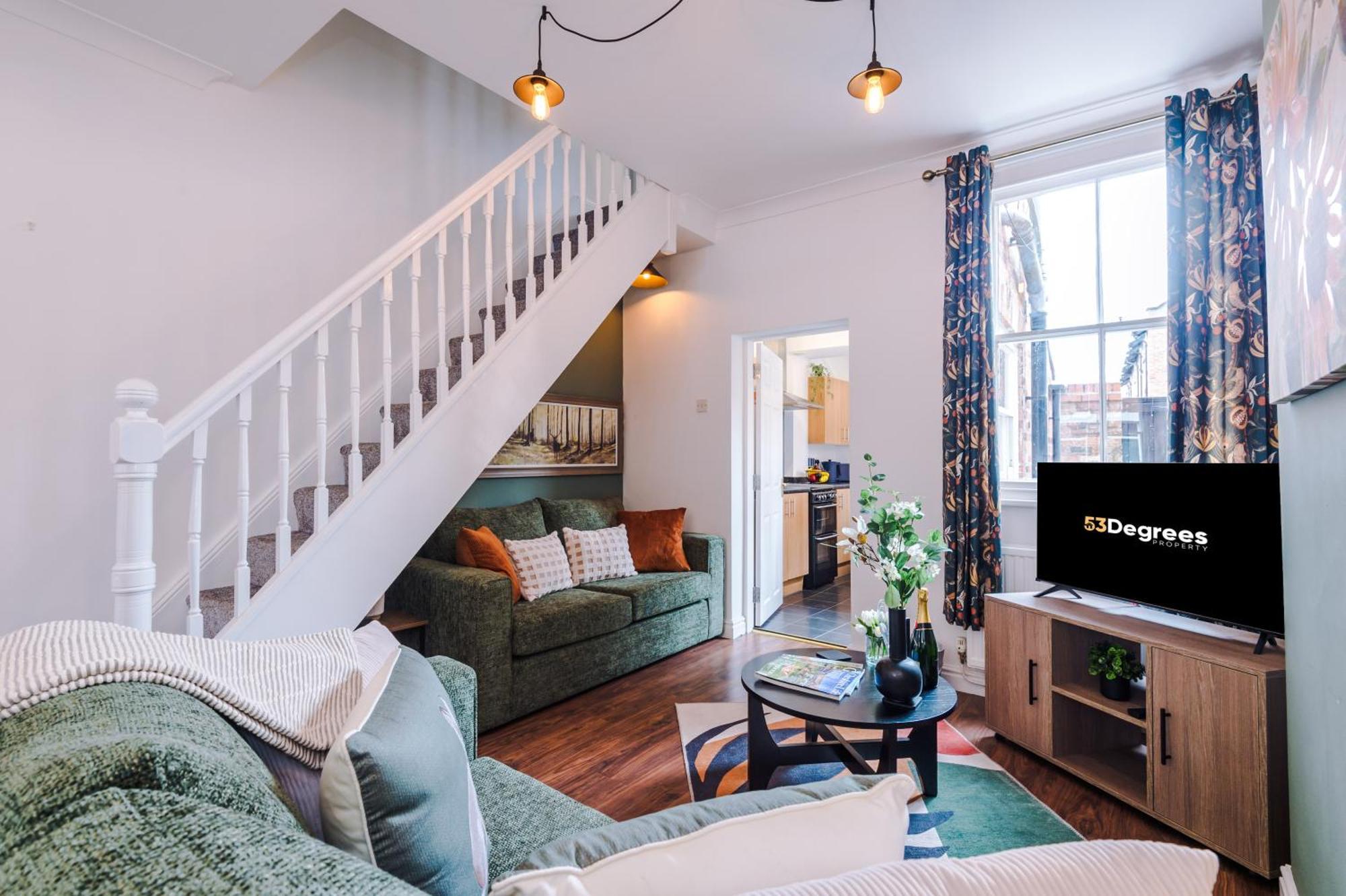 New! Stunning 2-Bed City-Centre Home In Chester By 53 Degrees Property - Ideal For Couples & Groups - Sleeps 6! Exterior foto